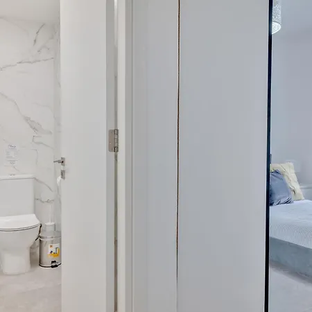 Phaedrus Living: Luxury Faneromeni Lägenhet *