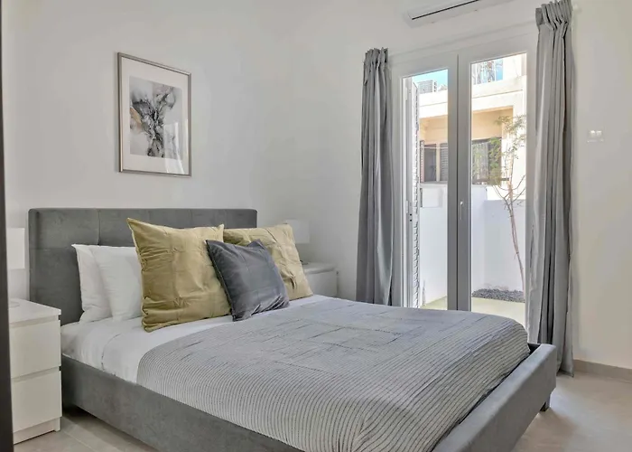 Phaedrus Living: Luxury Faneromeni *