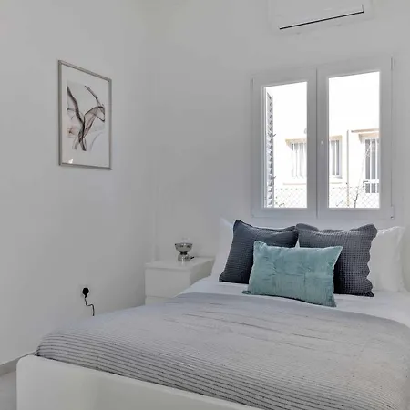 Phaedrus Living: Luxury Faneromeni דירה *