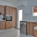 Phaedrus Living: Luxury Faneromeni